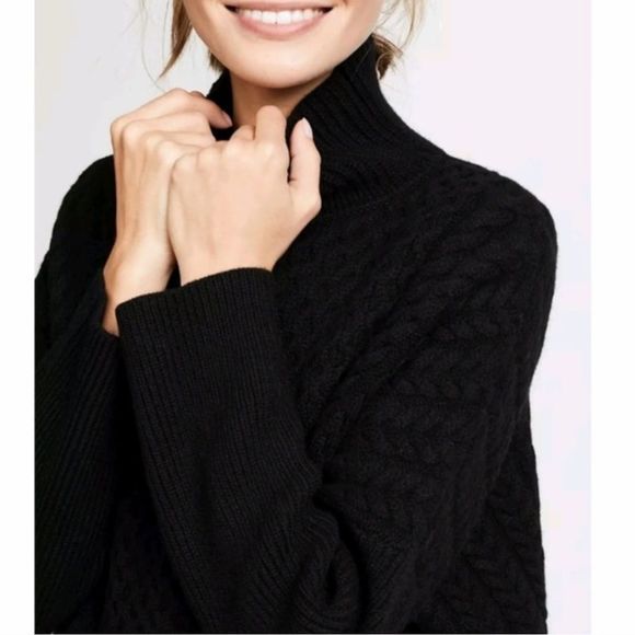 Ayr 100% merino wool “le Square” cable turtleneck sweater - Picture 3 of 7